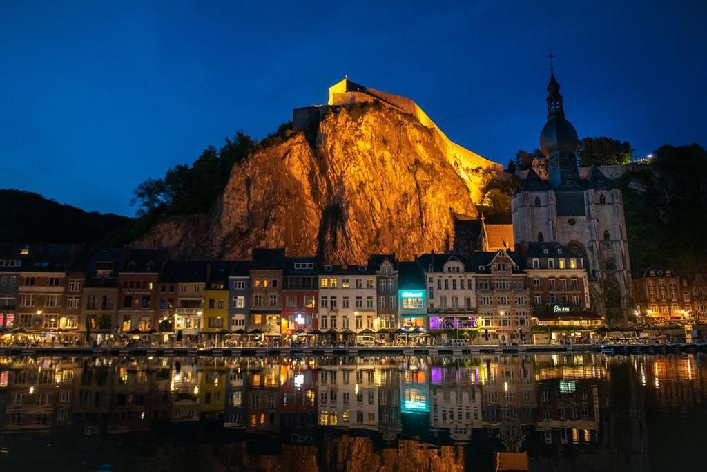 A Deux Patenier De Dinant Kültér fotó